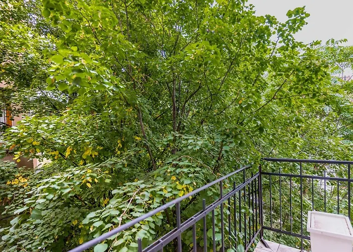 Sofia's Vintage Gem: Spacious 2bd Flat On Solunska Apartment *